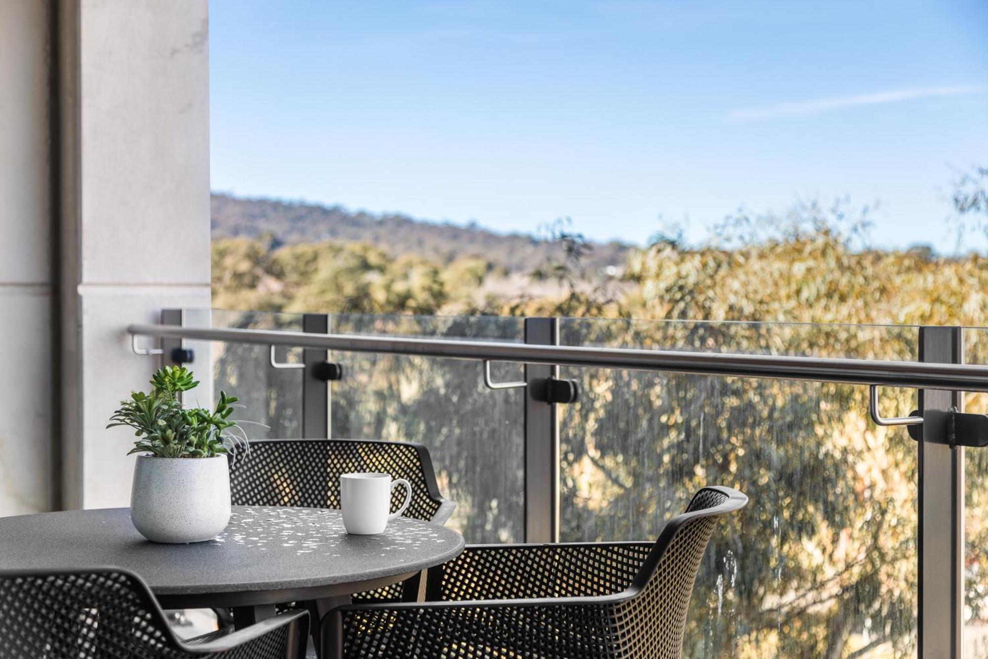 Founders Lane Apartments By Urban Rest Canberra Ngoại thất bức ảnh